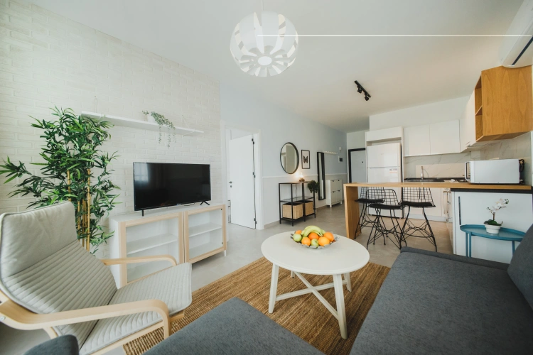 1 Bedroom Apartment with balcony and with view