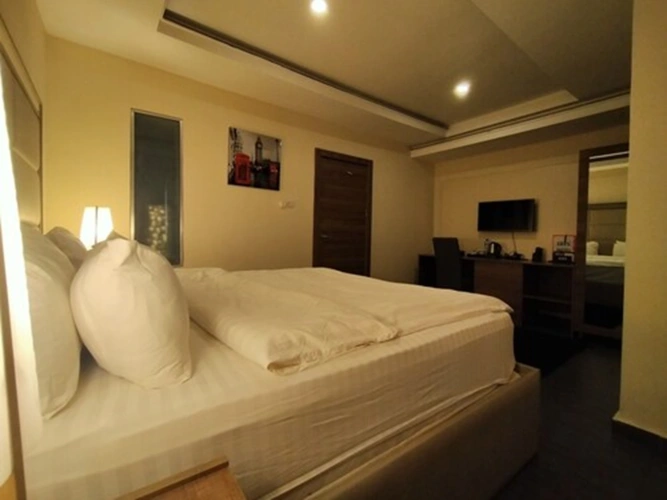 Executive Suite