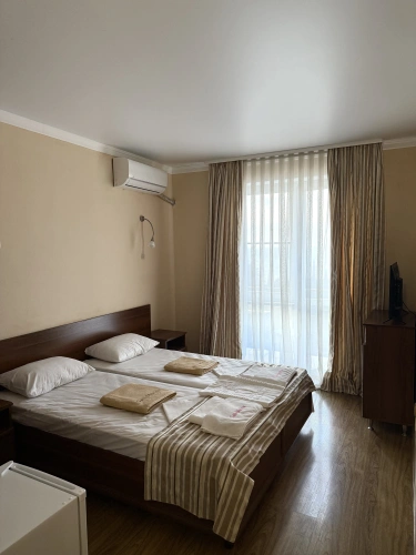 Standard Double room with balcony and with partial sea view