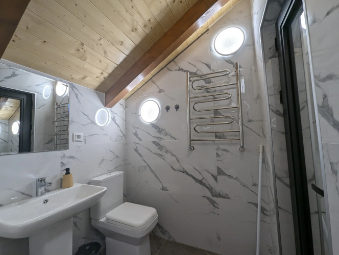 Vozle Reki Private House