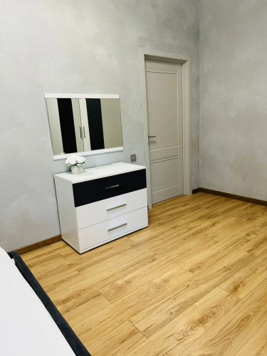 V Tsentre Goroda Gagra Abazgaa 55/4 Flat