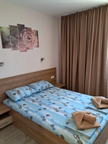 1 Bedroom Apartment with balcony and with view