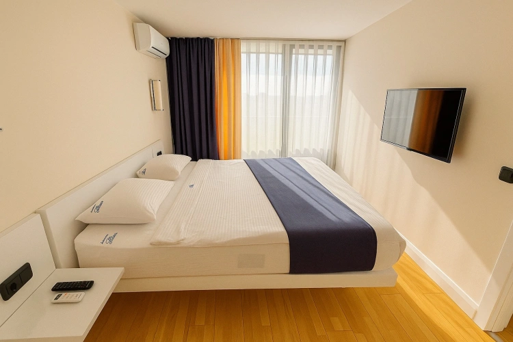 1 Bedroom Apartment with balcony and with view