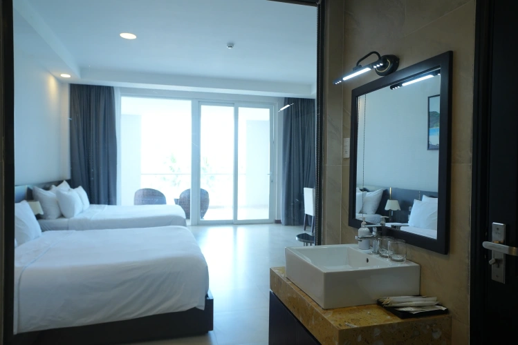 2 Bedrooms Deluxe room with balcony and with ocean view