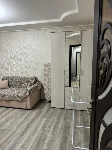 Odnokomnatnye Apartamenty Milana Flat