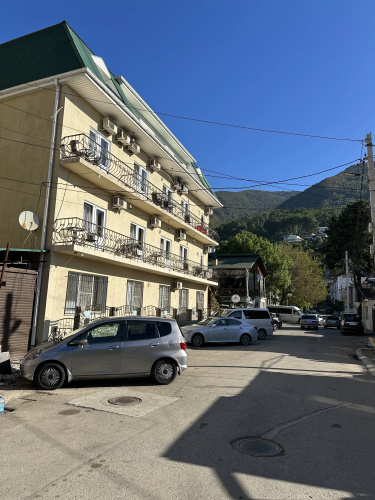 Apkhyn Guest house