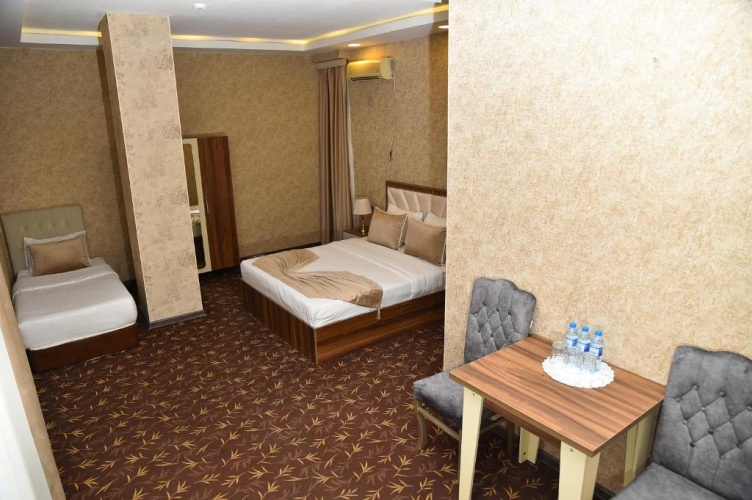 Standard Twin room with view