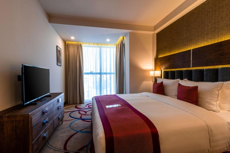 Ramada Hotel & Suites by Wyndham Yerevan photo 26