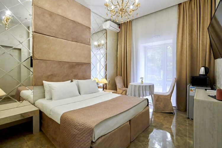 Фотография номера гостиницы Versale hotel