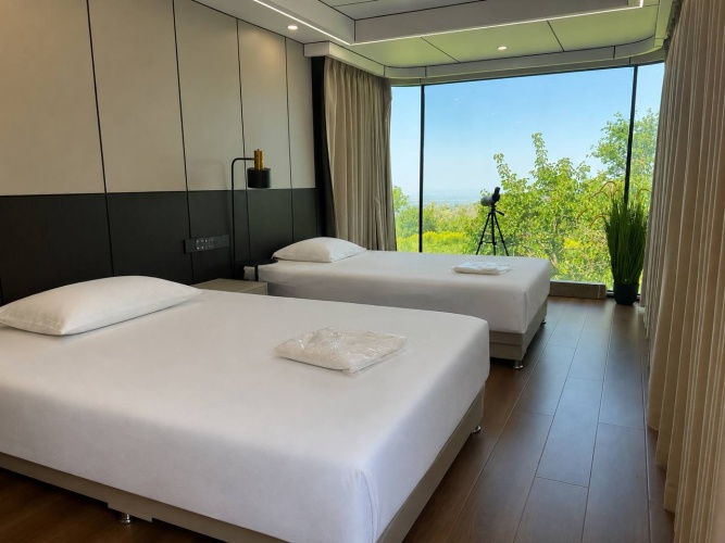 Standard Family room with view