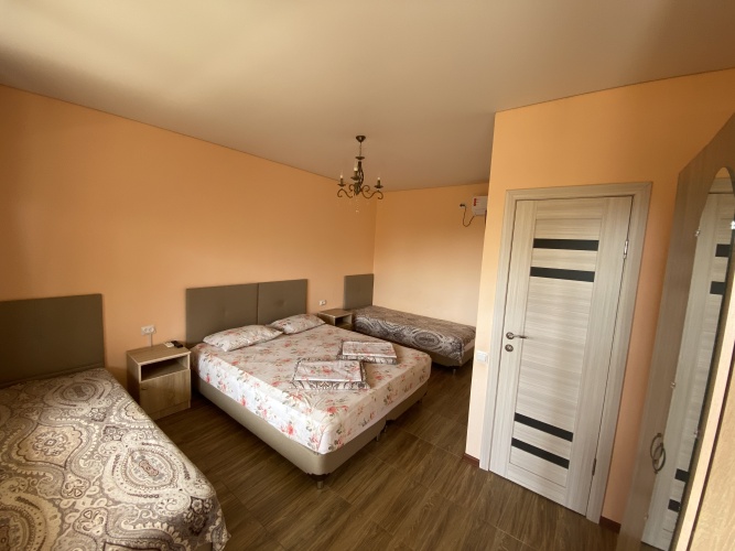 Classic Quadruple room