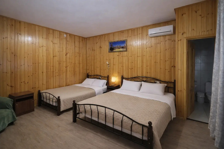 Granatovy Dvorik Glamping