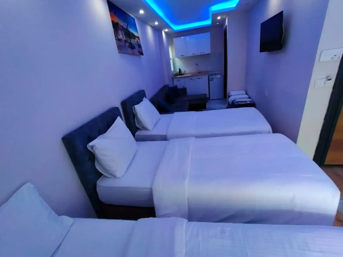 Superior Triple room with view