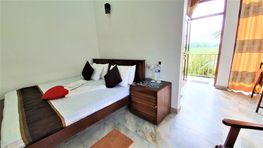 Standard Double room with view