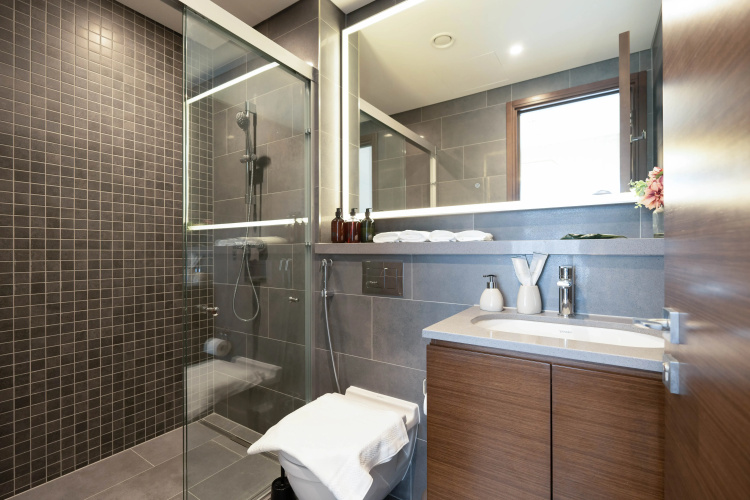Premium 1BR Oasis – City Views & Pool Access Apartments