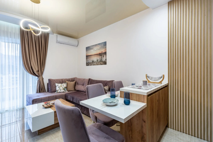 Imperial Nikic Apartments