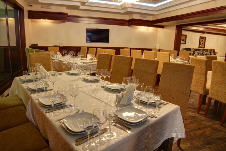 Elegant Hotel Resort Цахкадзор