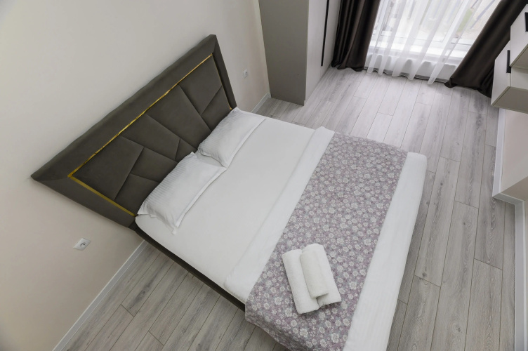 V Zhk Legenda Flat