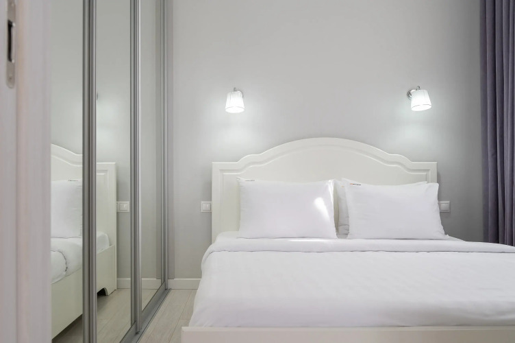 Фотография номера квартиры Апартаменты RED APARTMENTS Арт Лайт Сити апартамент Дюма