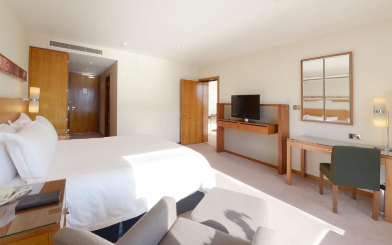 Canary Riverside Plaza Hotel photo 12