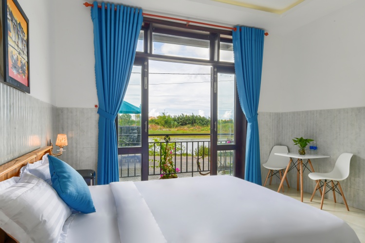 Standard Double room with balcony and with view