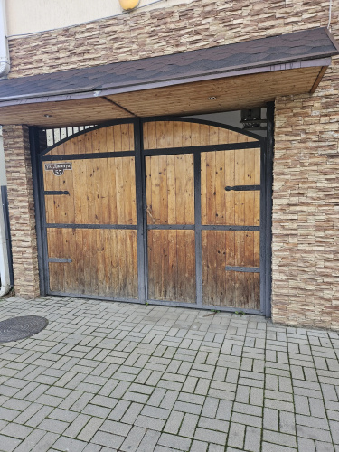 Briz Gostevoj House