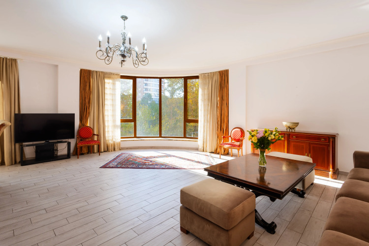 Фотография номера квартиры Квартира 3-к в новостройке на улице Арама DI723