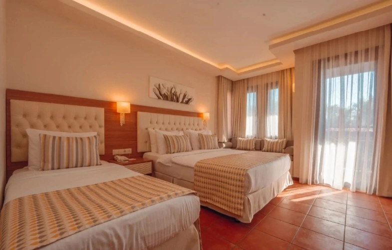 Large Triple room with balcony