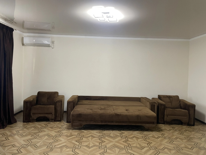 Vozle Ozera Flat
