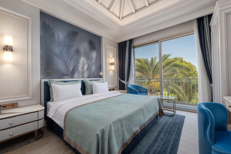 Double Suite with balcony and with sea view