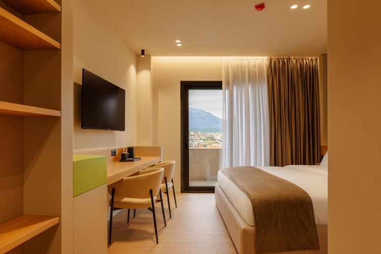 Pusi Hotel