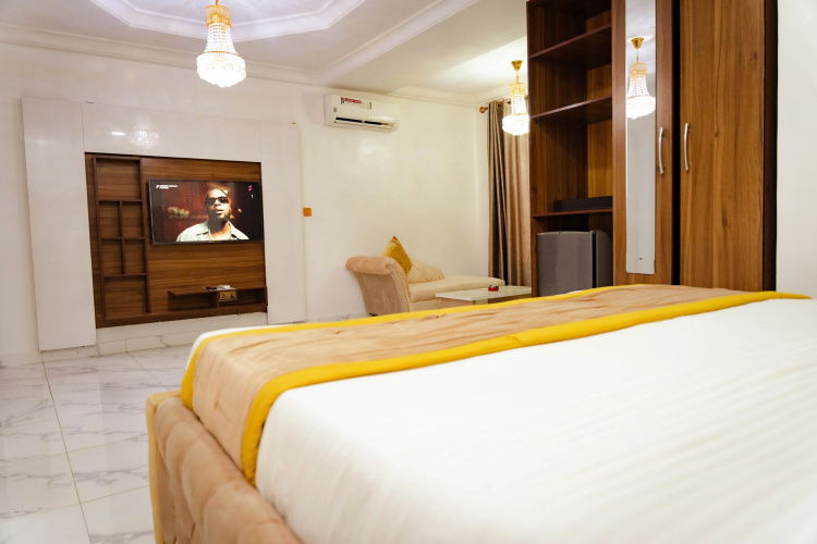 247 Luxury Hotel