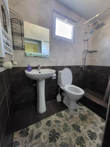 Giorgi Apartment 2, Apartments