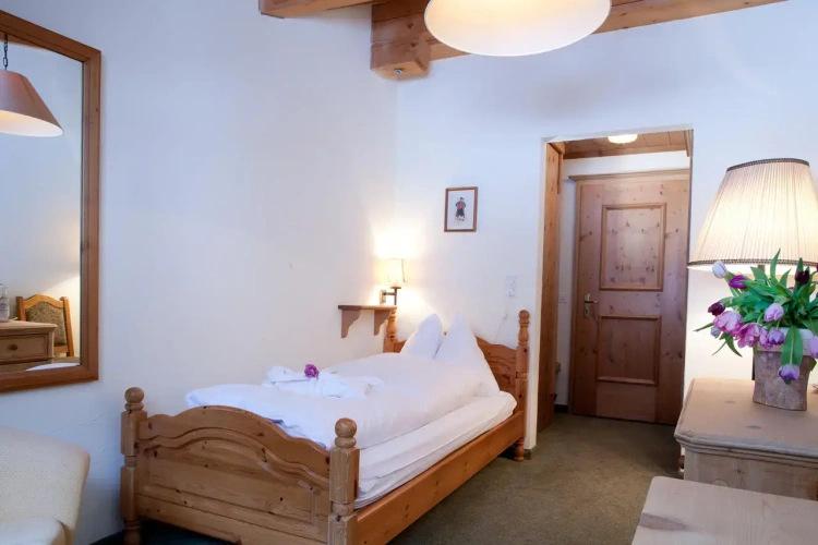 Standard Single room with view