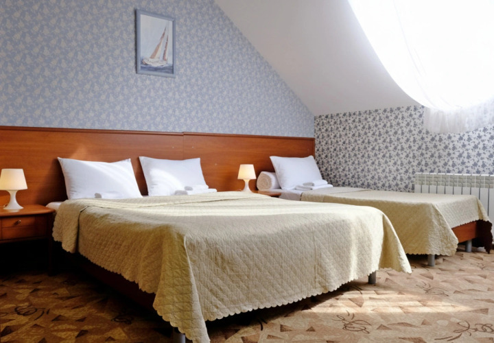 Фотография номера гостиницы Утомленные Солнцем