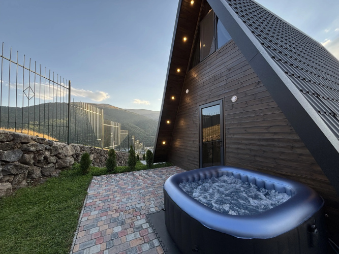 Space Trip 3 Chalet