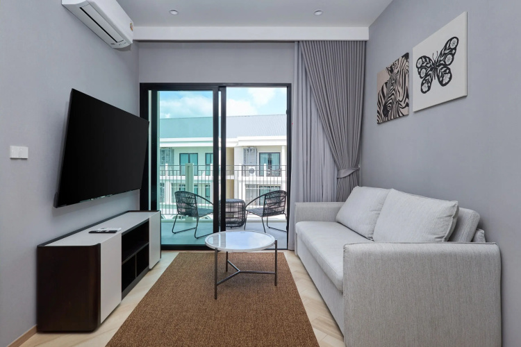 Title Legendary 2 Bedroom D704 Apartments