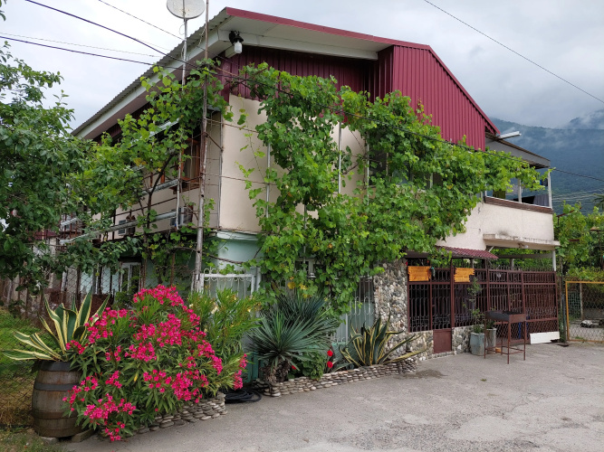 Domik U Zhoki Mini hotel