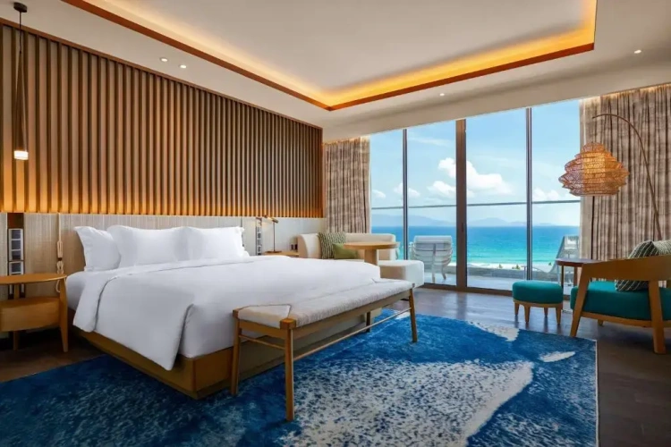 Executive with Club Lounge Double room with balcony and Sea View