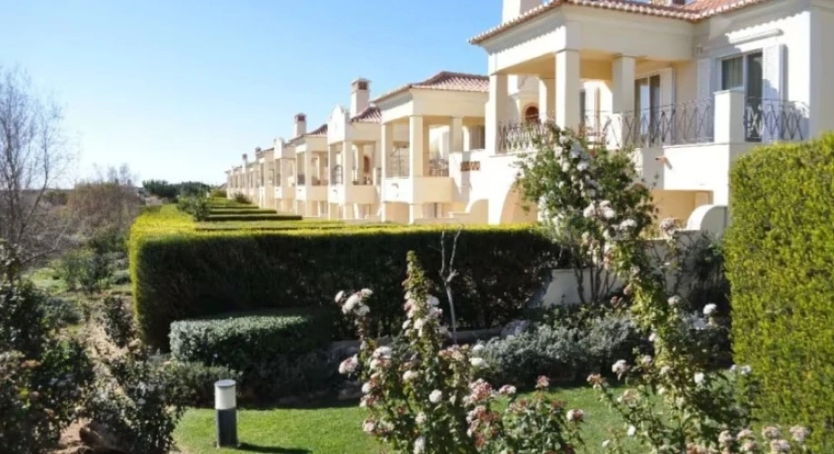 2 Bedrooms Villa with balcony
