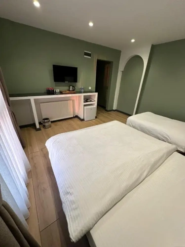 Deluxe Family room