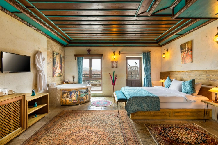 Deluxe Suite with balcony
