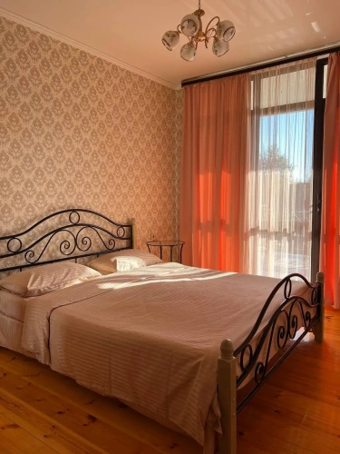 Standard room with courtyard view