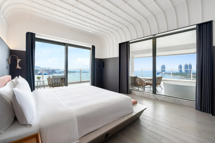 Superior Family Suite with balcony and with ocean view