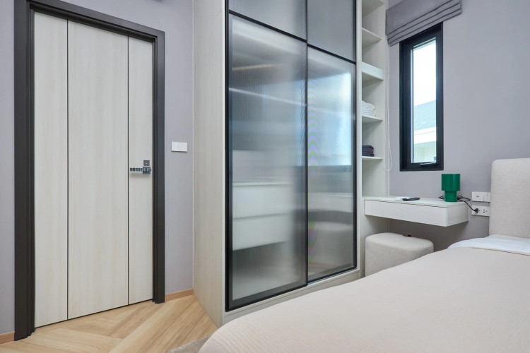 Title Legendary 2 Bedroom D704 Apartments