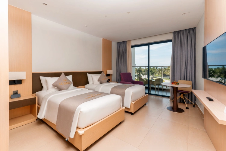 Superior Twin room with balcony and with garden view