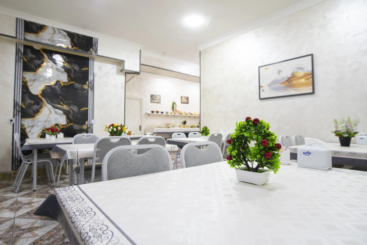 Art Home Hotel