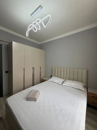 V Tsentre Goroda Apartments