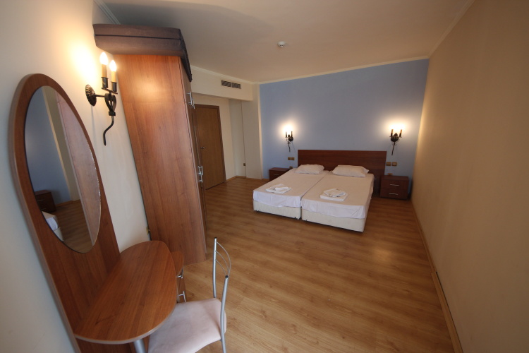 1 Bedroom Apartment with balcony and with view
