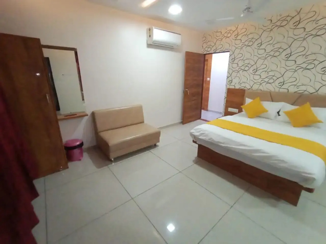 Dreamland Hotel